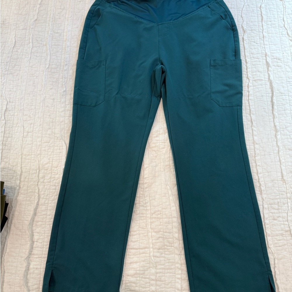 Maternity scrub pants